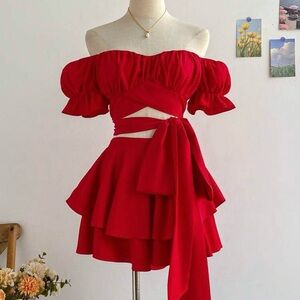 Tie Front Off Shoulder Top & Layered Hem Short Set